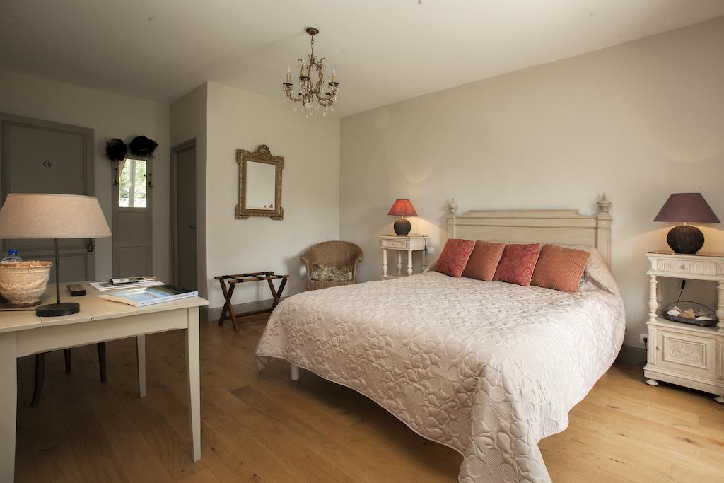 Maison D'Hotes De Charme Les Bruhasses Condom Quarto foto