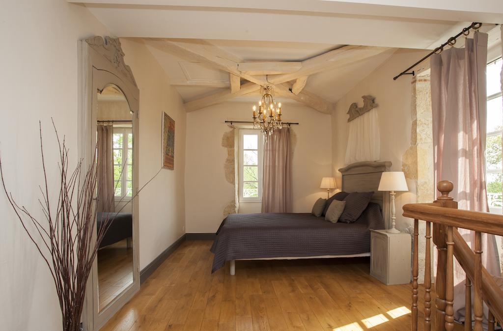 Maison D'Hotes De Charme Les Bruhasses Condom Quarto foto